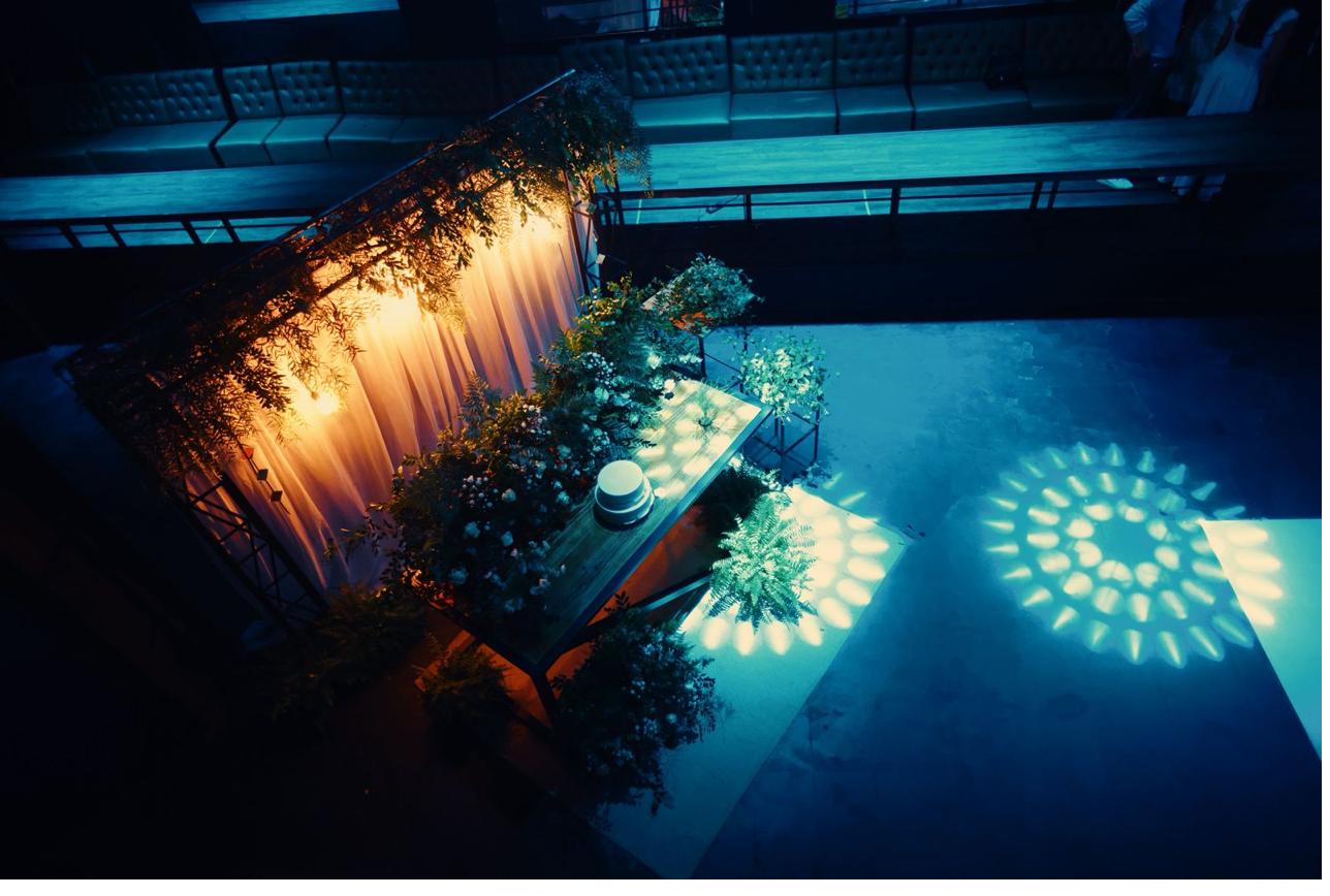 Decoração floral e iluminação festa 15 anos Love Haus Campinas